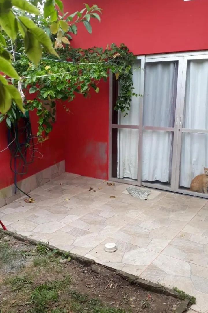 Casa Confortavel , Espacosa, Proximo Da Praia Itapema 0*,  Brazílie